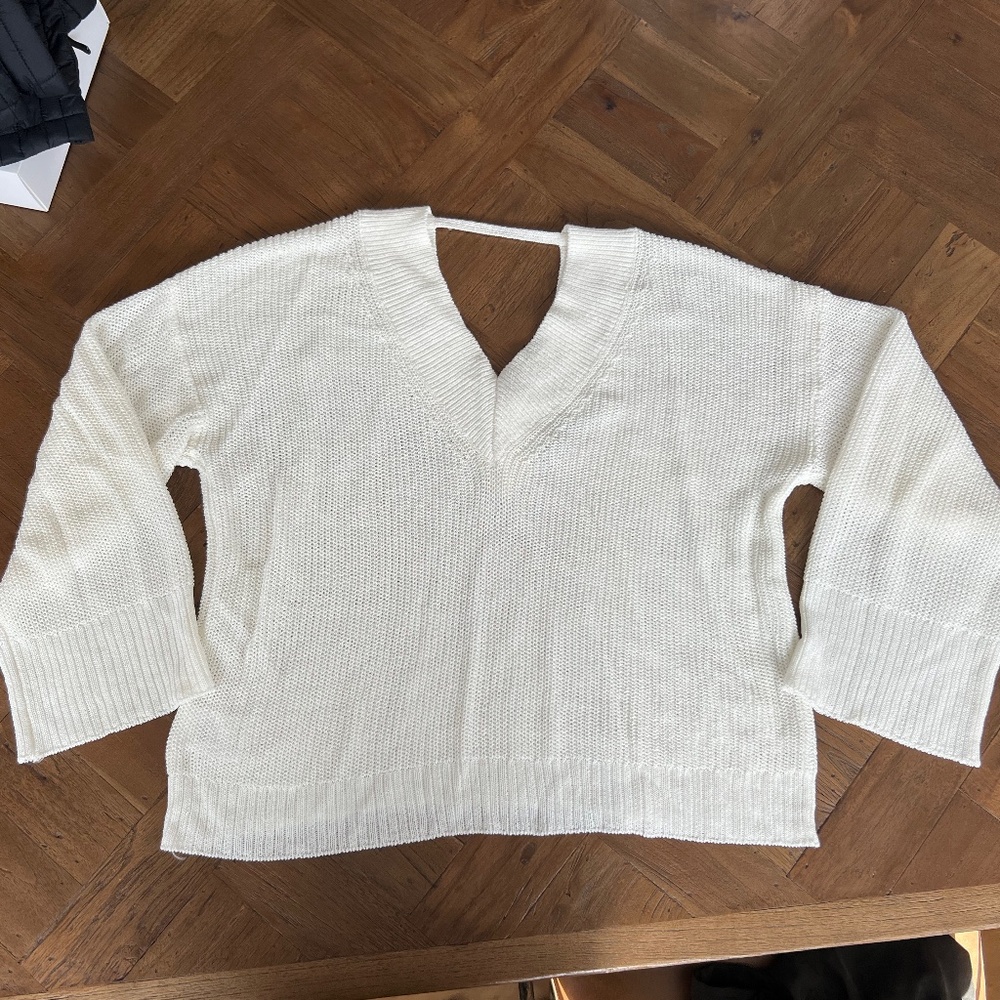 Country Road MESH V-NECK KNIT size 10 white - Picture 4 of 5